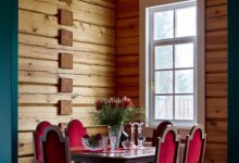 Фото - Красивый деревянный дом в стиле русской усадьбы